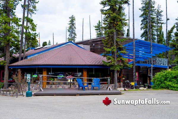 Sunwapta Falls Rocky Mountain Lodge Restaurant